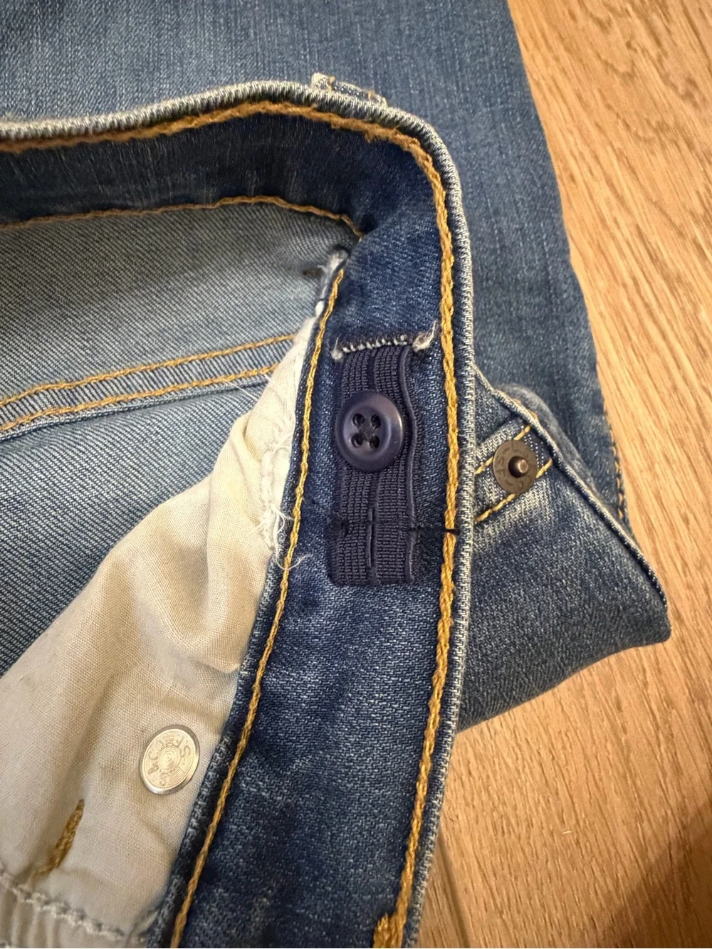 Levi's Men's Straight Jeans - Medium Blue Wash